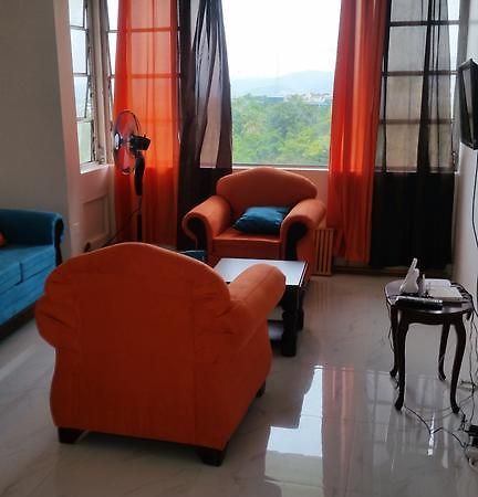 كينغستون Malia'S New Kgn Apartment المظهر الخارجي الصورة
